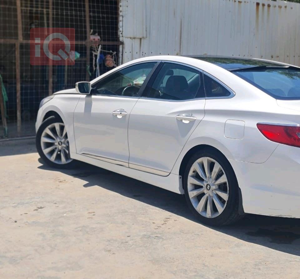 هيونداي أزيرا